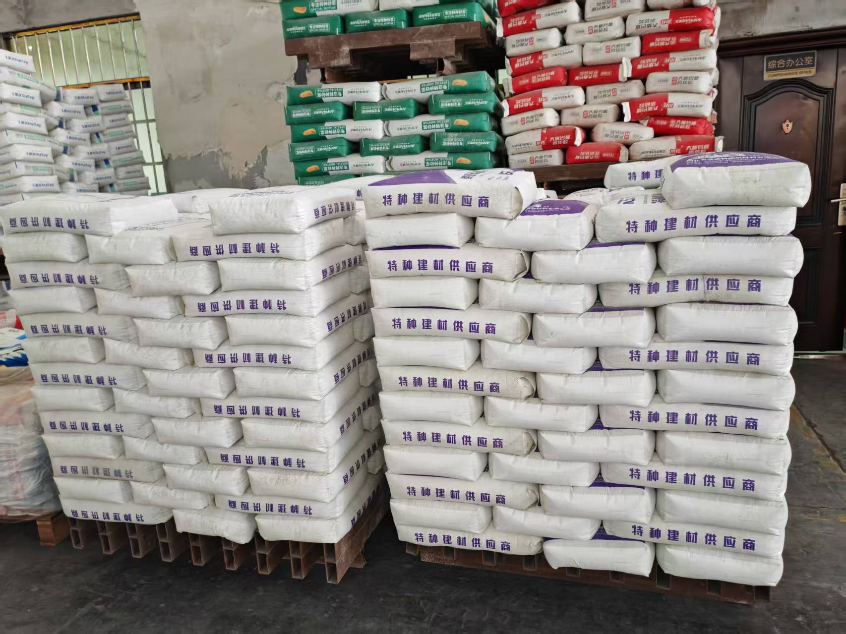 松滋拱顶带模注浆料